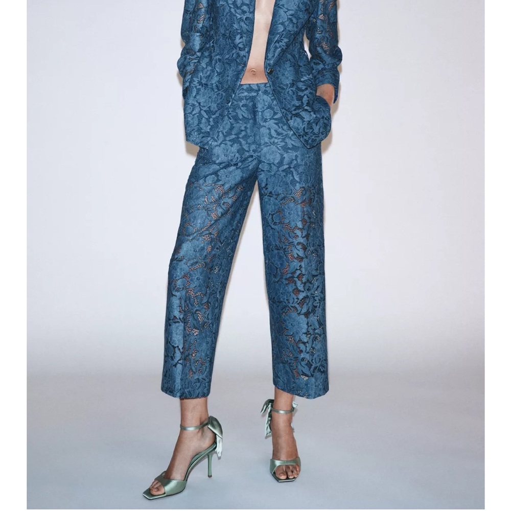 ZARA CROPPED LACE PANTS